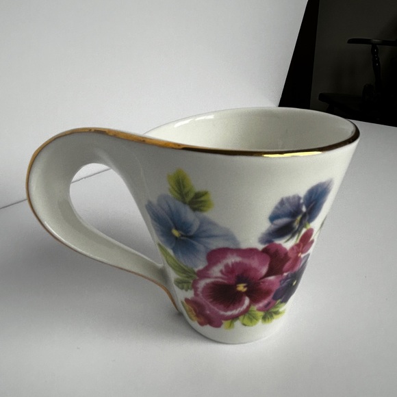 Adeline Fine Porcelain Tea Cup and Saucer Set Pink and Blue Pansy Gold Trim - Picture 10 of 14